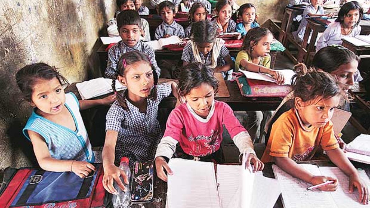 Wardha News : आश्रमशाळेत क्षमतेपेक्षा कमी विद्यार्थी, ६० टक्केच हजेरी; अधिकाऱ्यांच्या नियमित भेटी नसल्याची ओरड