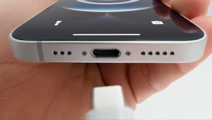 Tech Tips: सावधान! ही एक चूक अन् स्मार्टफोनचा चार्जिंग पोर्ट होऊ शकतो खराब, दुर्लक्ष केल्यास होईल मोठं नुकसान