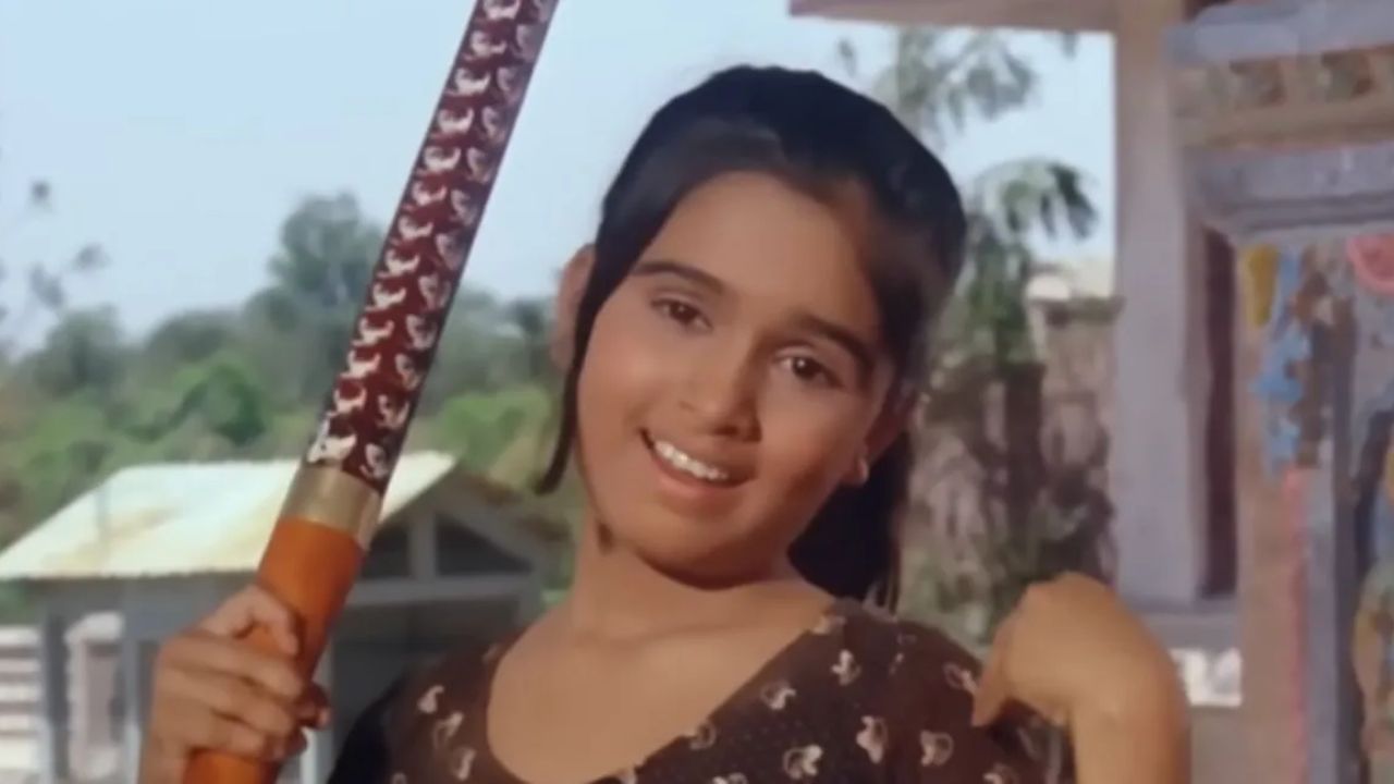 Janmashtami Song: ‘यशोमती मैया से बोले नंदलाला’ गाण्याची जादू कायम; लता दीदींच्या आवाजाने अजरामर झालेलं ४८ वर्षं जुनं भजन