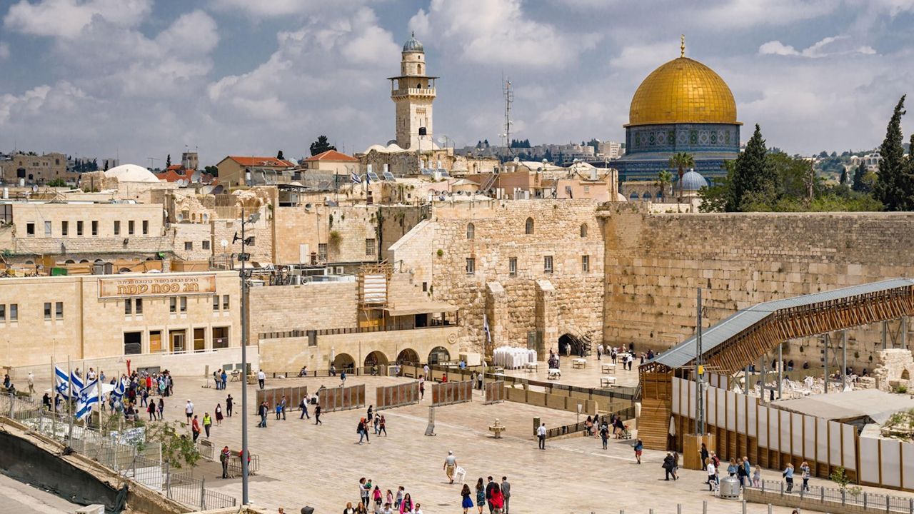 Third Temple : तिसरे मंदिर म्हणजे काय?अल-अक्साच्या जागेवरच ते का उभारण्याची मागणी होते?