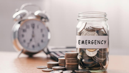 Emergency Fund ठेवायचा कुठे? FD, Savings की Liquid Fund; कोणता पर्याय ठरेल योग्य?