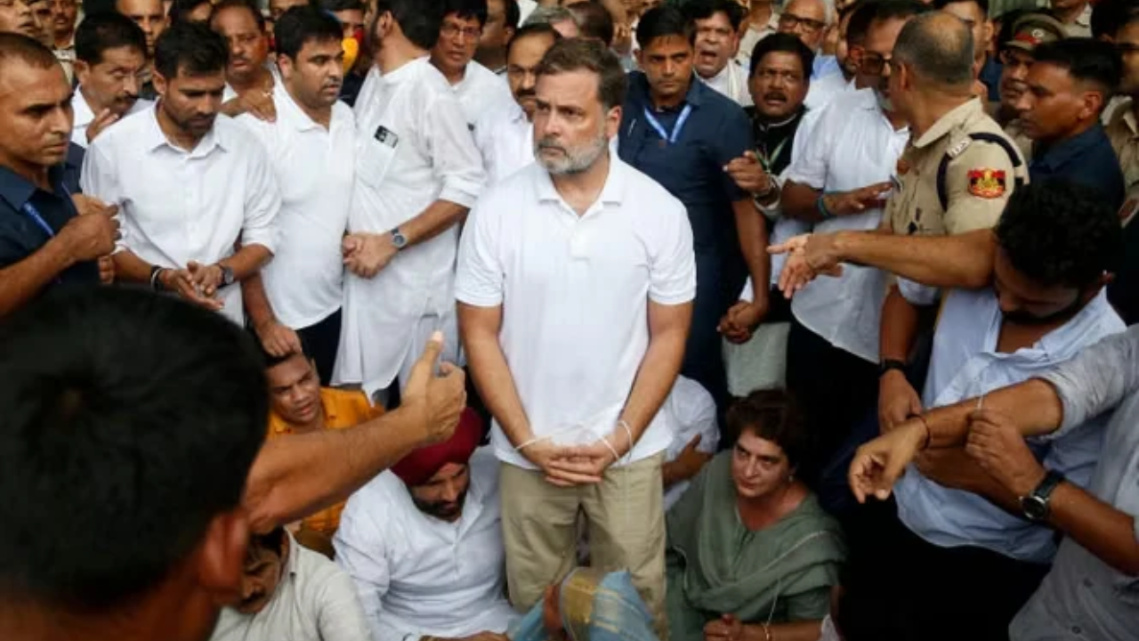 ‘दिवाळीत धंदा बुडवू नका!’ Rahul Gandhi यांच्या रॅलीवरून दिल्लीतील व्यापारी आक्रमक; 10000 कोटींच्या व्यापारावर परिणामाची भीती