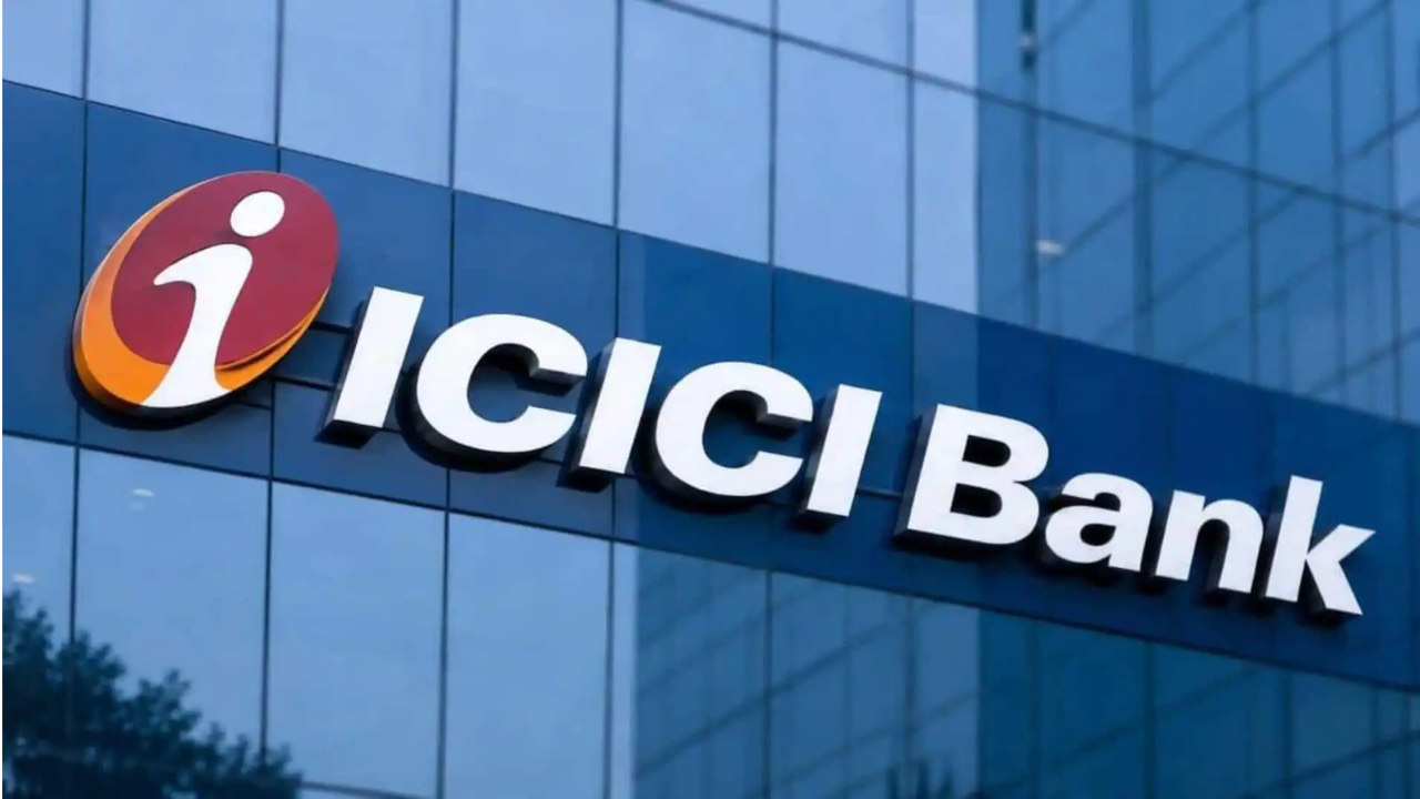 ICICI FD Interest Rates : पैसे गुंतवणाऱ्यांसाठी मोठी संधी! ICICI बँकेने एफडीच्या दरात केली वाढ; आता मिळणार पूर्वीपेक्षा जास्त नफा