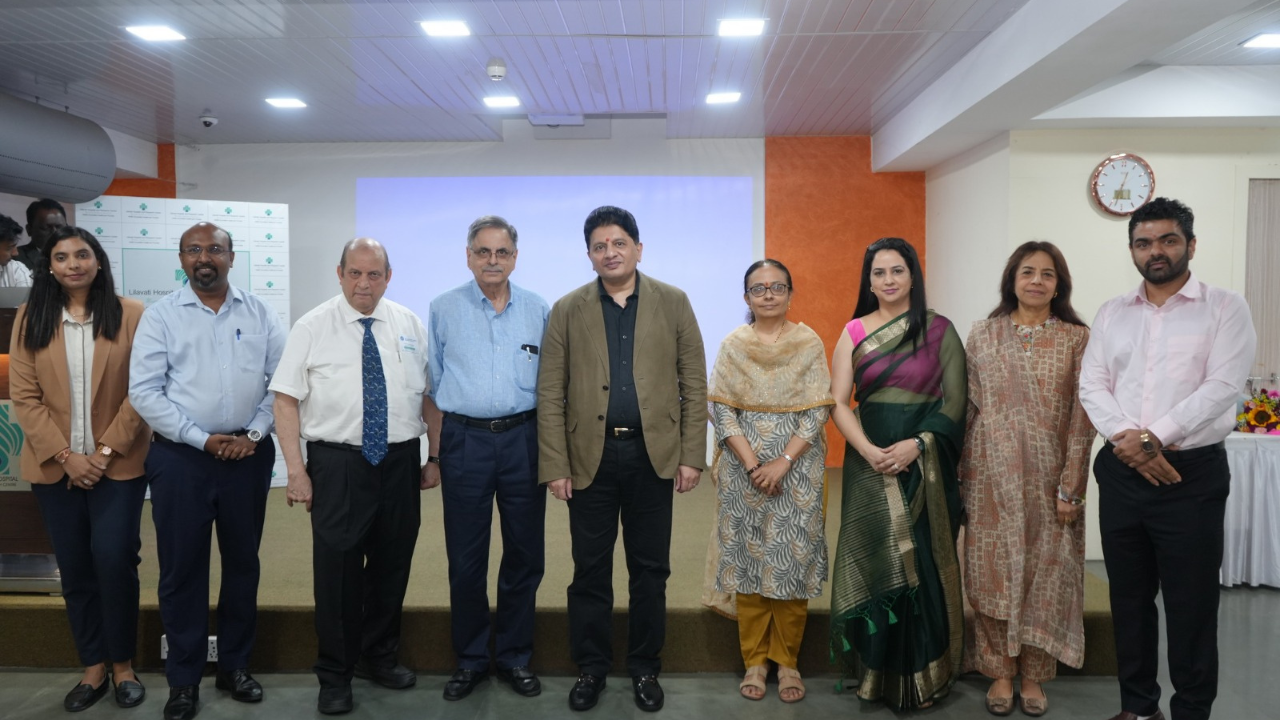 Lilavati Hospital चा मोठा उपक्रम! श्रवणदोष असलेल्या मुलांसाठी ‘ऑडिटरी व्हर्बल थेरपी’ क्लिनिक सुरू