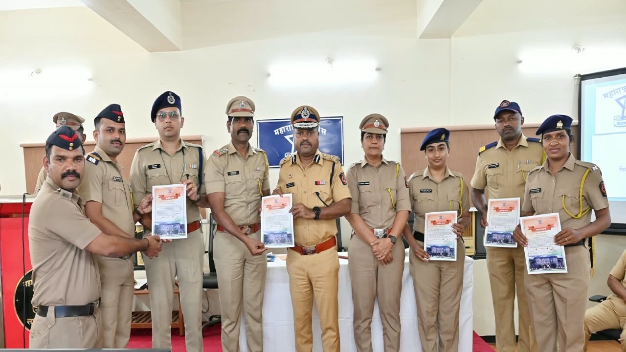 वर्ग ‘ब’ मधील सर्वोत्कृष्ट पोलीस ठाण्याचा मान बोरगाव पोलिस ठाण्यास; प्रशस्तीपत्रक देऊन आले गौरवण्यात