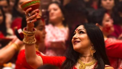 Durgapuja : भव्य मंडप, दुर्गामूर्ती अन् बंगाली खाद्यसंस्कृती; मुंबई-ठाण्यातील ‘या’ ९ दुर्गापूजांना नक्की भेट द्या!