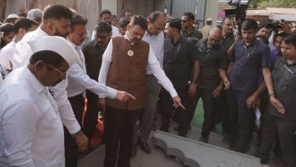 CM Devendra Fadnavis : सिंहस्थ कुंभमेळ्याआधी नाशिकमध्ये मोठी तयारी! फडणवीसांनी घेतला विकासकामांचा आढावा