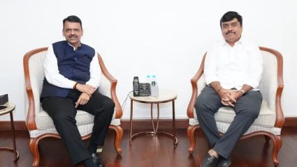Graduate Election : मुख्यमंत्री फडणवीस-शरद लाड भेटीने पुणे पदवीधरची चर्चा तापली!