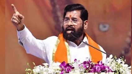 आरोप-प्रत्यारोप बंद करा, शेतकऱ्यांच्या मदतीला जा! एकनाथ शिंदेंचे शिवसेना नेत्यांना आदेश