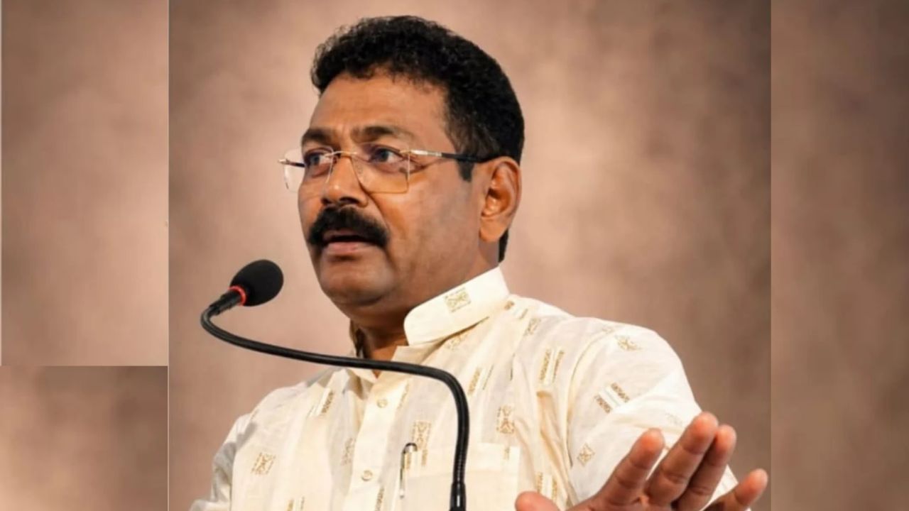 Financial Crisis: शब्दांचे सोने करणारा कवी आर्थिक विवंचनेत; पत्नीच्या उपचारांसाठी कर्जाचा डोंगर