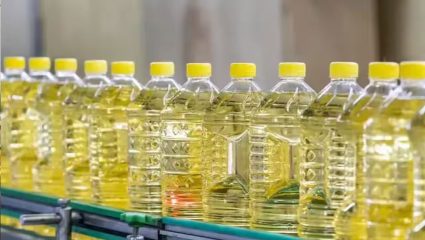 Food license suspended : बजरंग ट्रेडिंग कंपनीचा परवाना निलंबित, FDA ने छत्रपती संभाजीनगरमध्ये ₹ 23.35 लाख किमतीचे खाद्यतेल जप्त