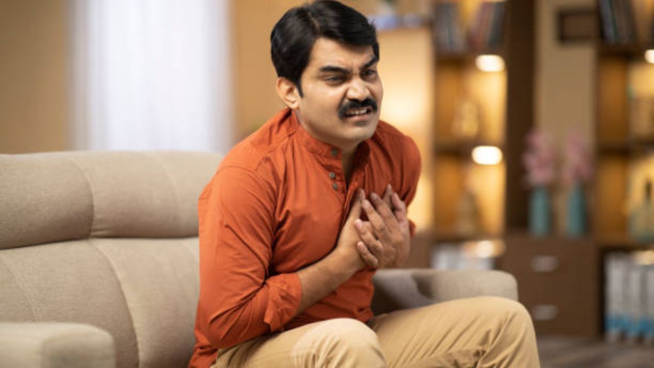 Heart Health Tips: हृदय निरोगी ठेवण्यासाठी खा हे पदार्थ; हृदयविकाराचा धोका कमी करण्यास होऊ शकते मदत
