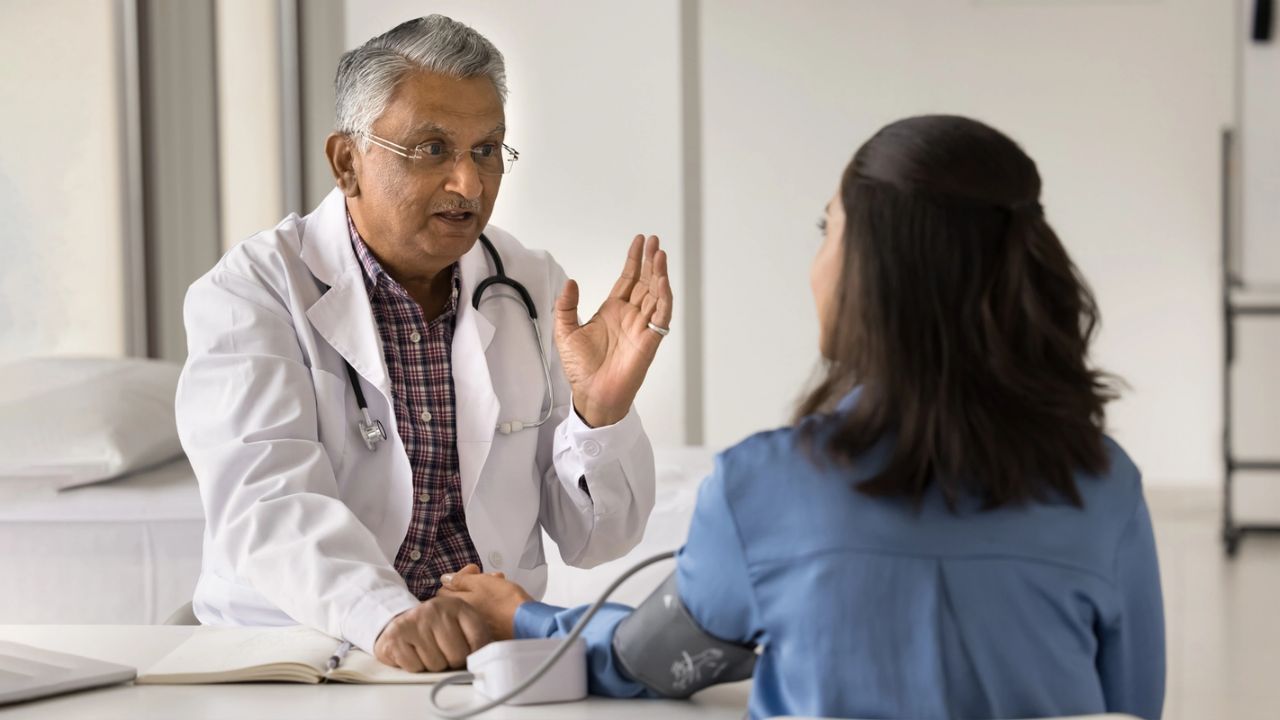 NEET PG 2026 Update: मेडिकलच्या विद्यार्थ्यांचा ट्रेंड बदलला? नीट पीजीच्या पहिल्या फेरीत ‘या’ अभ्यासक्रमाने मारली बाजी