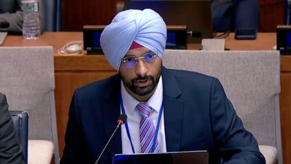 India at UN : ‘भारत पाकिस्तानच्या आण्विक धमकीला भीक नाही घालत…’, जिनिव्हा परिषदेत भारताची ठाम भूमिका
