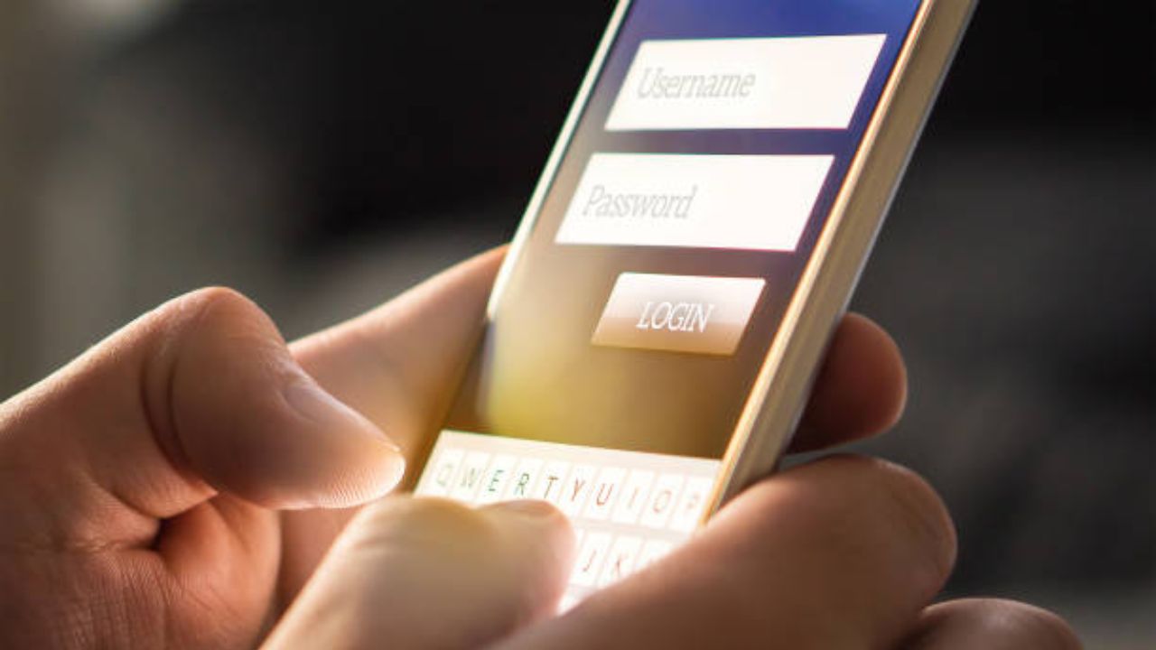 Tech Tips: कधीकाळचं कूल Username आता वाटतंय बोरिंग? आता Instagram वर असं बदला तुमचं नाव, फॉलो करा या स्टेप्स