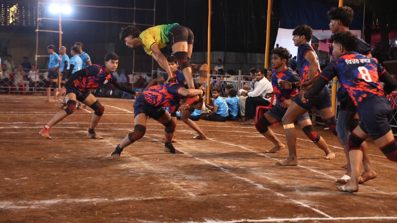 Kabaddi Tournament : हनुमान उडीने गाजवले मैदान; विजय क्लब, नवोदितची दमदार आगेकूच!