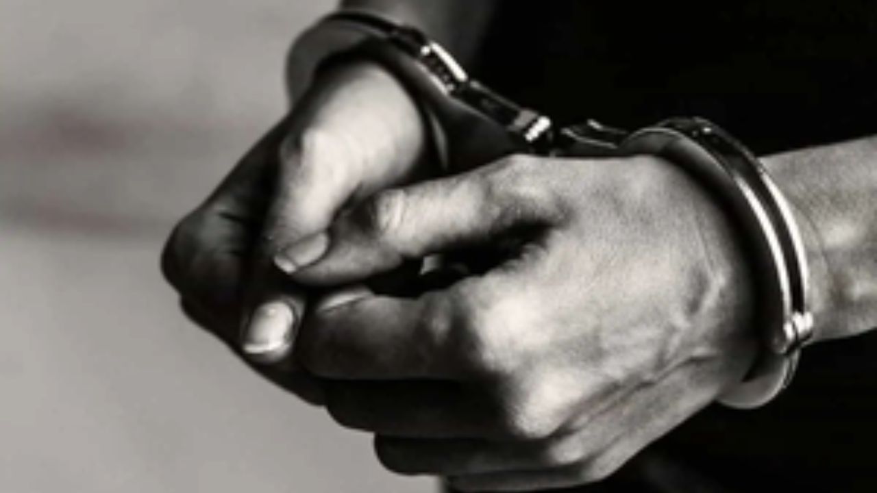 Cyber Crime : MBBSच्या विद्यार्थ्यांनो सावधान, ही चुक केलात तर करिअर होईल खराब! सायबर विभागाच्या हाती मोठं रॅकेट