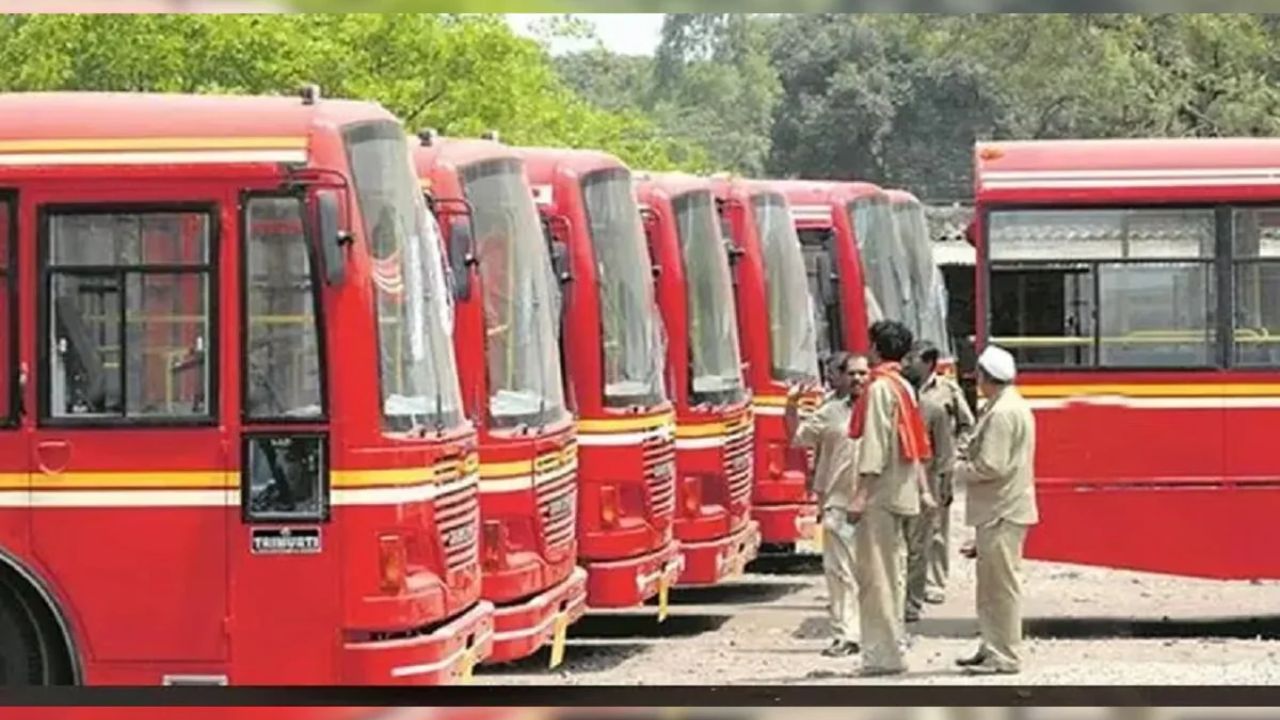 ST Employees Salary: एसटी कर्मचाऱ्यांच्या निधीवरून राजकीय संघर्ष; अजित पवारांचे कौतुक, फडणवीसांवर बरगेंचा निशाणा