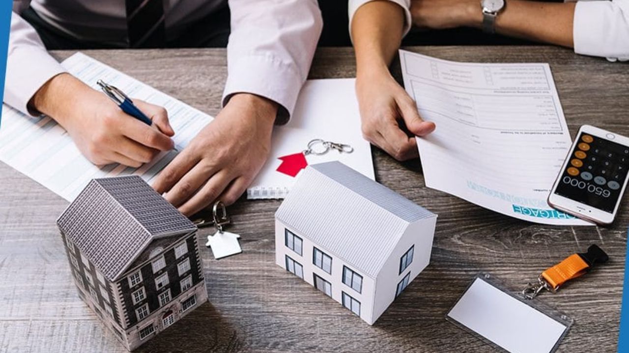 Maharashtra Property Registration: दस्त नोंदणीसाठी आधार सक्ती! १ ऑक्टोबरपासून ६३ प्रकारच्या नोंदींसाठी नवा नियम लागू