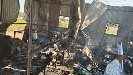 Gas Cylinder Blast: गॅस स्फोटाने लातूरच्या १० कुटुंबांचा संसार उघड्यावर!; मंगळवेढ्यात भीषण अपघात, ४ दुचाकी जळून खाक