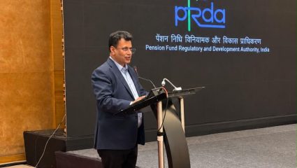 PFRDA Pune NPS News: पुण्यात ‘एनपीएस’चा मोठा डंका!; १२,१७१ कोटींची मालमत्ता जमा, PFRDA चे सदस्य संजय पांडेंची माहिती