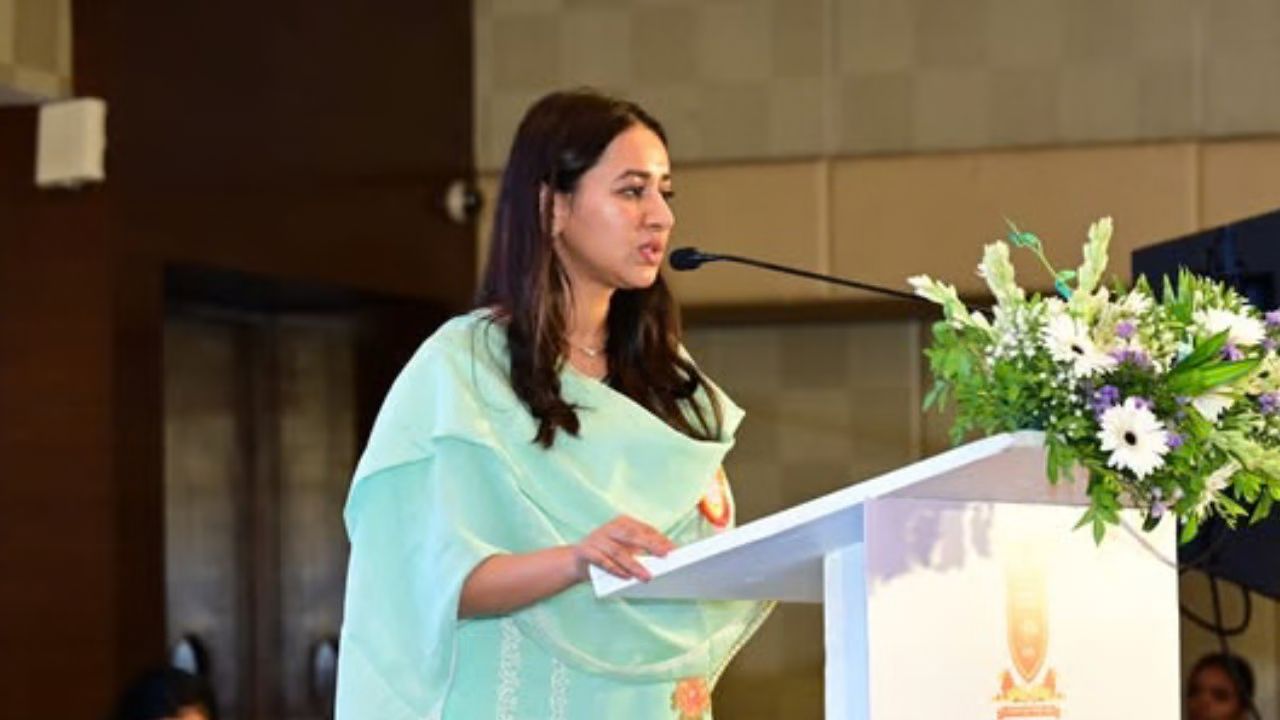 Pune MLC Election Result: ७ ते ८ मतपेट्यांचे सील तुटले; पुणे पदवीधर मतमोजणी केंद्रावर हर्षदा देशमुख आक्रमक