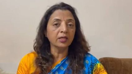 Manisha Kayande : ‘चोर मचाये शोर’, एकेकाळी उद्धव ठाकरेंच्या विश्वासू असलेल्या कायंदेचा ठाकरे गटावर निशाणा