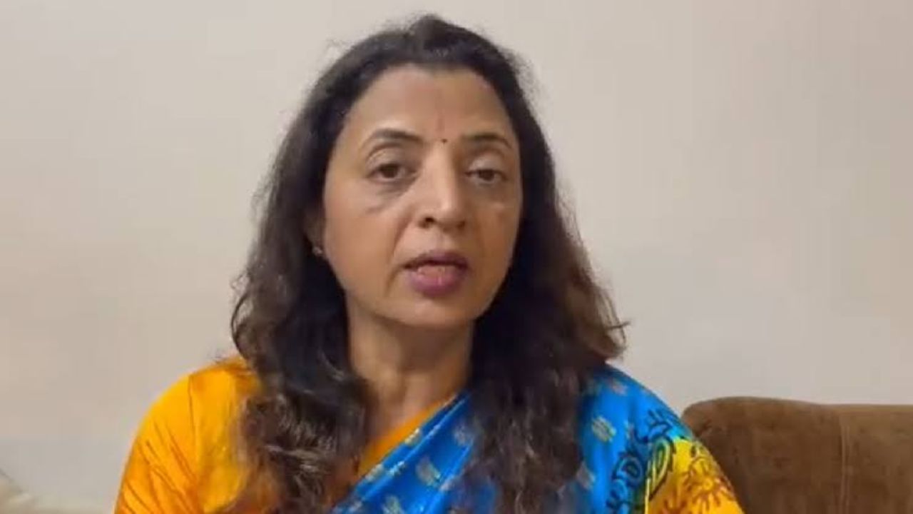 Manisha Kayande : ‘चोर मचाये शोर’, एकेकाळी उद्धव ठाकरेंच्या विश्वासू असलेल्या कायंदेचा ठाकरे गटावर निशाणा