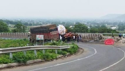 Mumbai-Agra Highway : मुंबई-आग्रा महामार्गावरील राहुड घाटात अपघातांचे सत्र; प्रशासनाकडून पाहणी