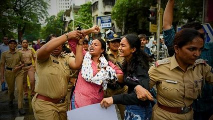 CJP Mumbai Protest : आंदोलकांची धरपकड सुरूच! शिवाजी पार्क परिसरात पोलिसांची फिल्डिंग, दंगली भडकवण्याचा पोलिसांचा डाव? मनसेचा आरोप