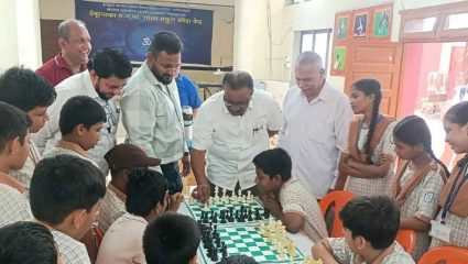 Mumbai Mayor Cup Chess : मुंबई महापौर चषक बुद्धिबळ स्पर्धेला आजपासून सुरुवात; १५६ शालेय बुद्धिबळपटूंमध्ये रंगणार चुरस!