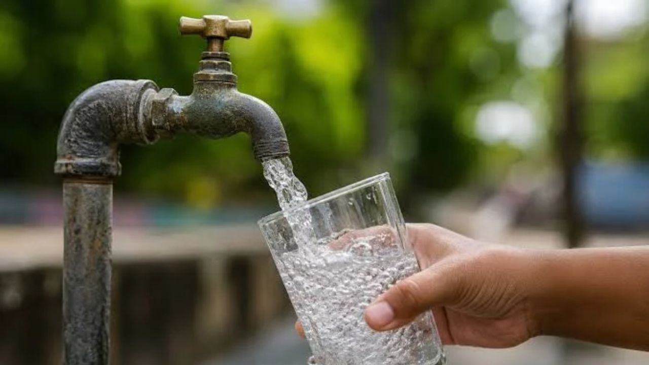 Mumbai Water Cut 2026:  मुंबईकरांनो, पाणी जपून वापरा! BMCचा इशारा; गैरवापर केल्यास थेट कारवाई