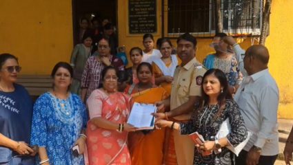 Navarashtra Impact: नवराष्ट्राच्या बातमीची दखल; शिवसैनिकांच्या दणक्यानंतर रामलीला गार्डनमध्ये आता रोज पोलिसांची गस्त