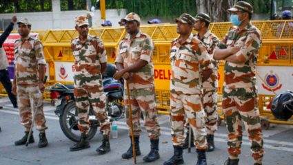 New Delhi : दिल्लीत इंटरनेट गुल्लं, मेट्रो सेवा मात्र कायम, गृहमंत्रायलयाने घेतला सीजेपीचा धसका