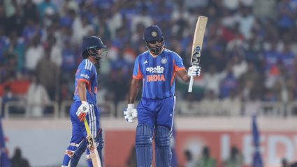 IND VS WI: काय पण करा, पोरं नाय ऐकणार! Sanju अन् Shreyas ने लोळवलं, विंडीजला विजयासाठी…