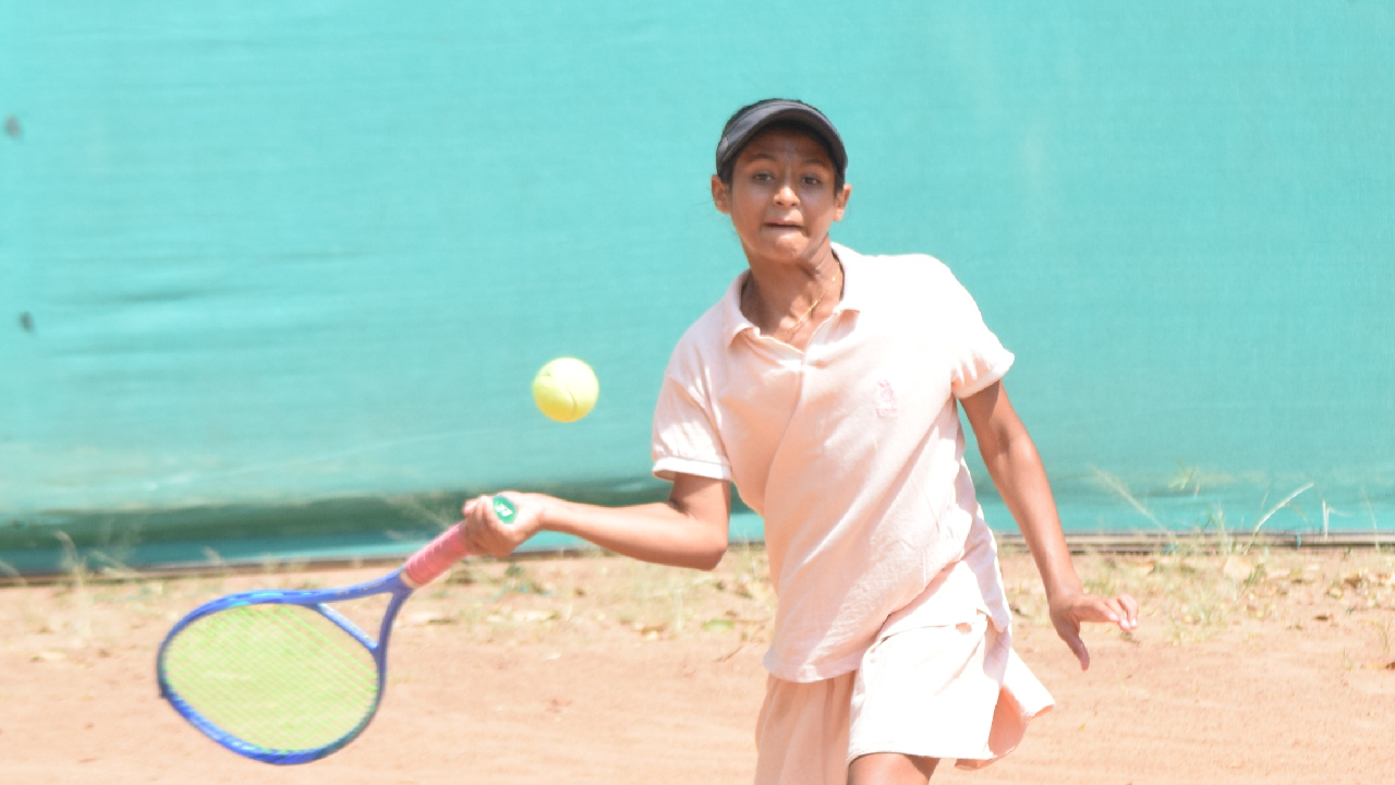 Table Tennis: टेनिस कोर्टवर युवा खेळाडूंचा जलवा! मुलींच्या गटात इशिता पाटीलने थेट…