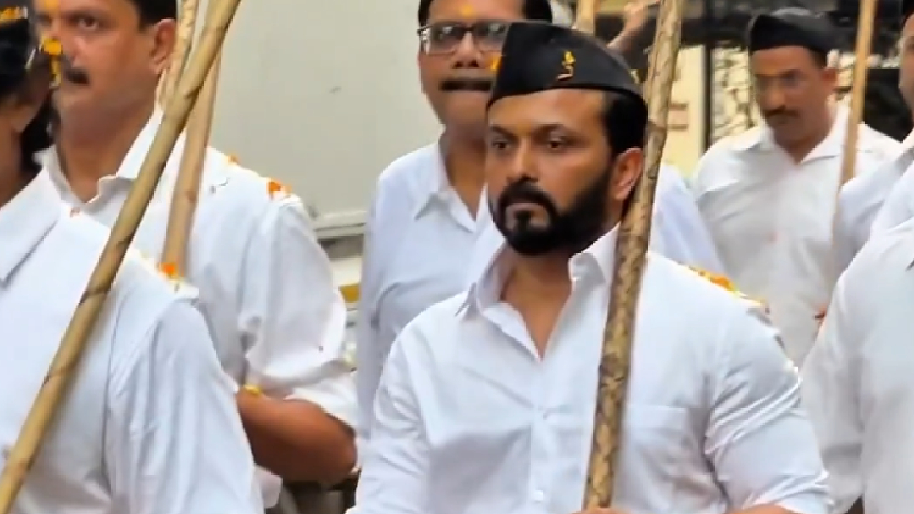 परं वैभवं नेतुमेतत् स्वराष्ट्रम्! माजी क्रिकेटपटू केदार जाधव RSS च्या पथसंचलनात सहभागी, फोटो Viral