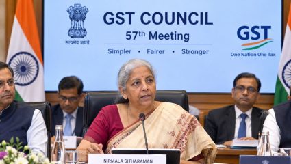 GST Councilचा व्यापाऱ्यांना मोठा दिलासा; अधिकाऱ्यांचे अटकेचे अधिकार रद्द, सामान्य दंडही घटला