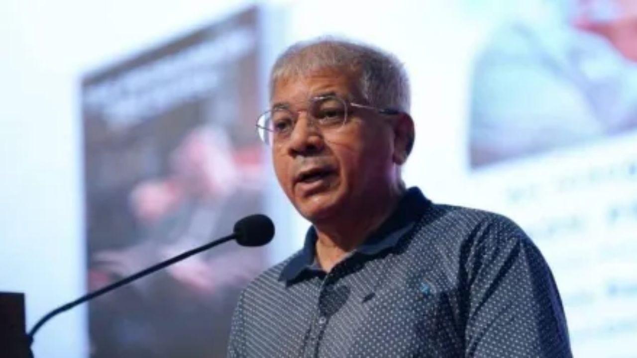Prakash Ambedkar Urges : दलित,ओबीसी आणि आदिवासींच्या अस्तित्वासाठी स्वतःचे मीडिया उभारा; अँड.प्रकाश आंबेडकर