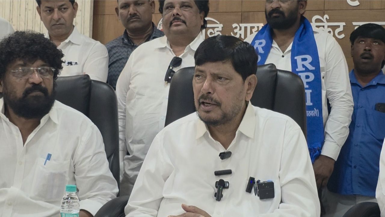 Ramdas Athawale: महायुतीत रामदास आठवले आक्रमक! ‘आम्हालाही सत्तेत वाटा द्या’; मित्रपक्षांकडे केली मोठी मागणी