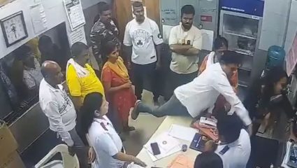 Ramesh Mhatre Doctor Assault : डॉक्टर मारहाण प्रकरणी रमेश म्हात्रेच्या अडचणी वाढल्या; आधारवाडी कारागृहात रवानगी