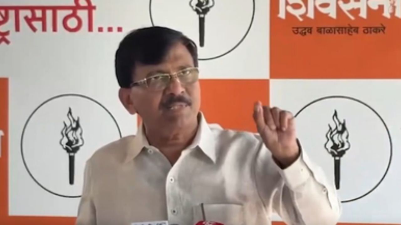 Sanjay Raut : एकनाथ शिंदेंना पुन्हा मुख्यमंत्री करण्यासाठी धमकी? गुलाबराव पाटलांवर राऊतांचा गंभीर आरोप