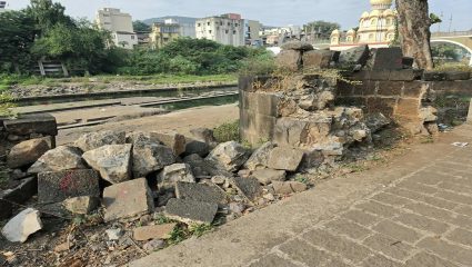 Satara News: विकासाच्या नावाखाली वाईच्या ऐतिहासिक घाटांची तोडफोड; कृष्णाकाठचा शेकडो वर्षांचा वारसा धोक्यात!
