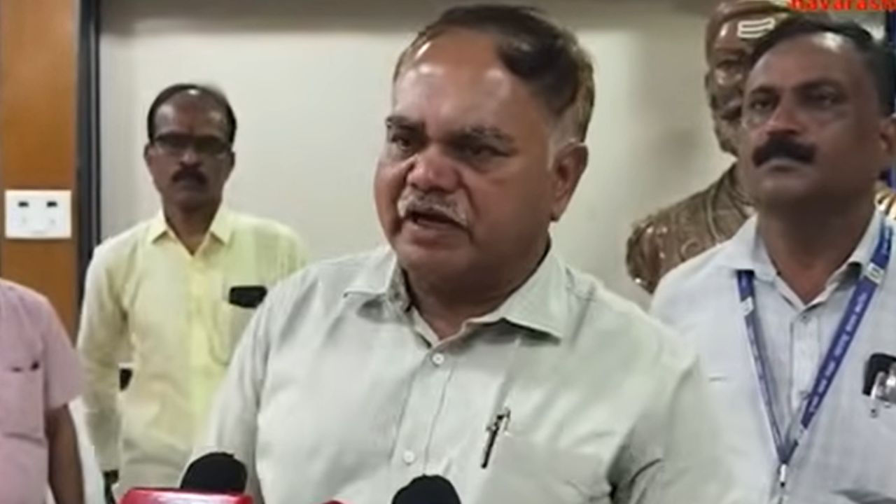Navi Mumbai : APMC कांदा-बटाटा मार्केट बंदवर तात्पुरता तोडगा; मंगळवारी मंत्रालयात बैठक* | Navarashtra