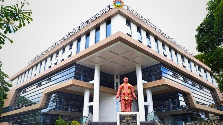 Satara News : सातारा जिल्हा बँक निवडणुकीत न्यायालयीन ट्विस्ट! १० उमेदवारांच्या पात्रतेची चर्चा; २१ ऑक्टोबरकडे लक्ष