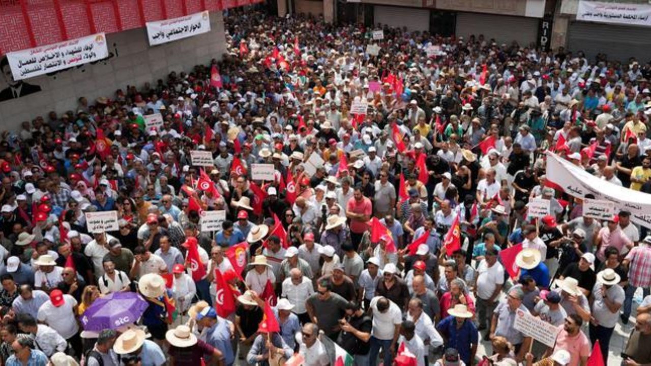 Tunisia News :आणखी एका देशात आंदोलन;ट्युनिशियात सरकारविरोधात जनक्षोभ