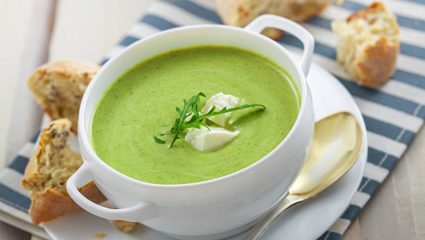 Weight Loss: वाढलेल्या वजनाने त्रस्त आहात? मग सकाळच्या नाश्त्यात करा दुधी भोपळ्याच्या सूपचे सेवन, पोटावरील चरबी जाईल वितळून