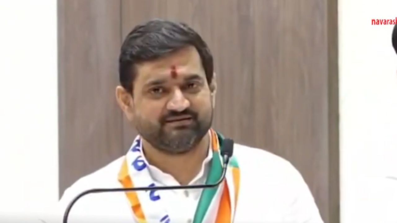 खचू नका,सुनील शेळके तुमच्या पाठीशी! आंध्रा धरणाच्या प्रश्नावर शेळकेंचा भावनिक संवाद
