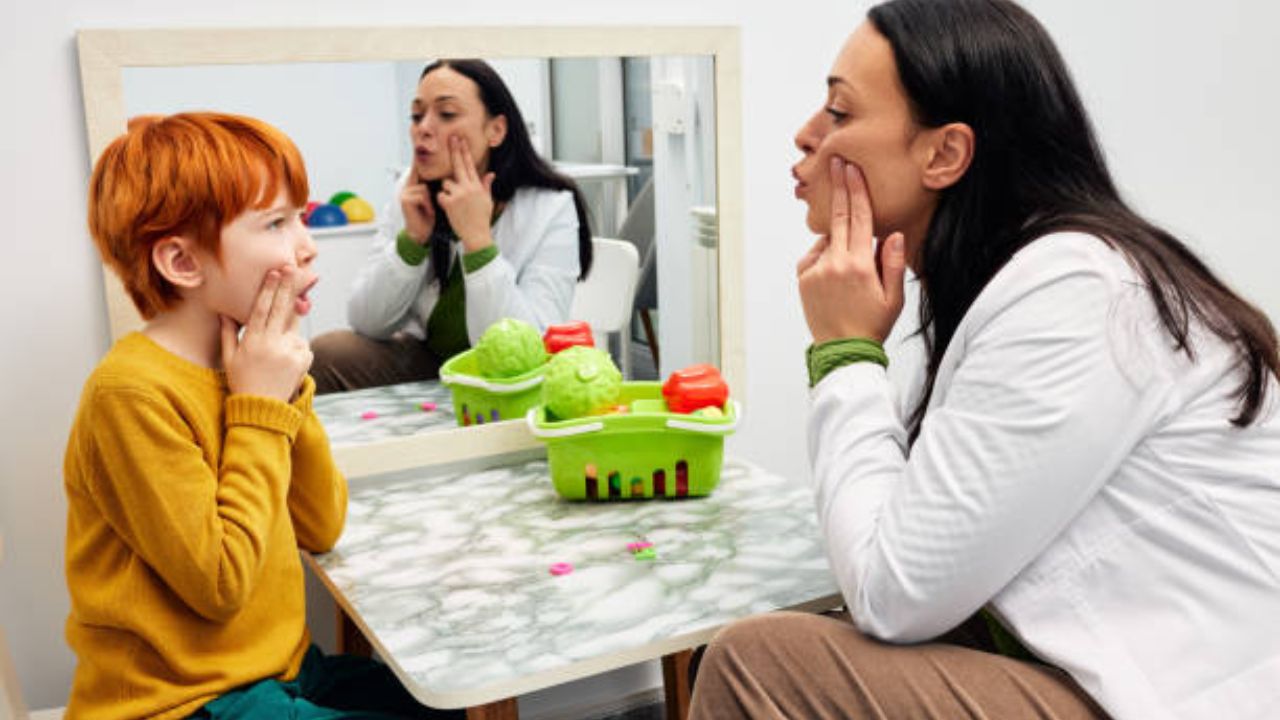 International Stuttering Awareness Day: ‘नीट बोल’चा दबाव तोतरेपणाची भीती वाढवतो! शाळेत जाणाऱ्या ५ टक्के मुलांमध्ये आढळतो तोतरेपणा