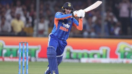 IND vs WI : 200 पार; पण भारताच्या बॉलर्सचा पुन्हा कस लागणार, ‘दव’ पुन्हा डोकेदुखी ठरणार?